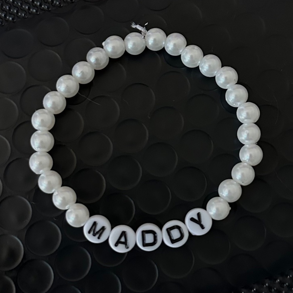 HANDMADE faux pearl name bracelet